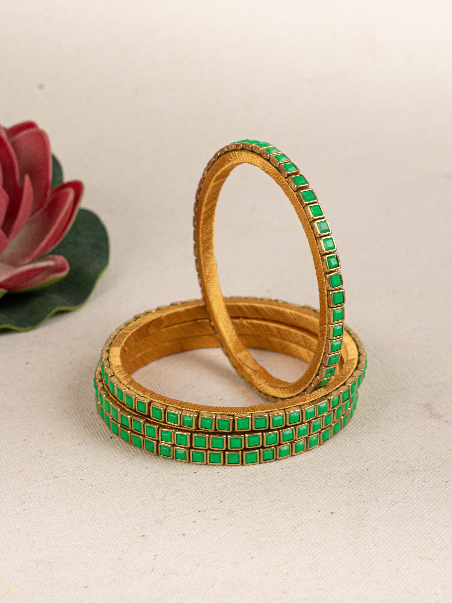 Kundan Bangles - Set of 4 - 2.8 inch - WL5166-2