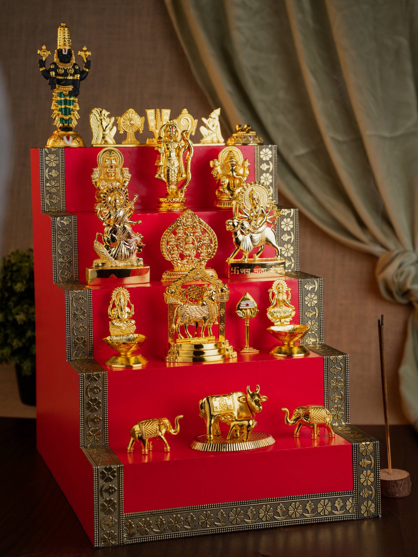 Swarna Golu - Gold Oxidized 5 Step Golu Padi & Zinc Alloy Idols - WL5190-1