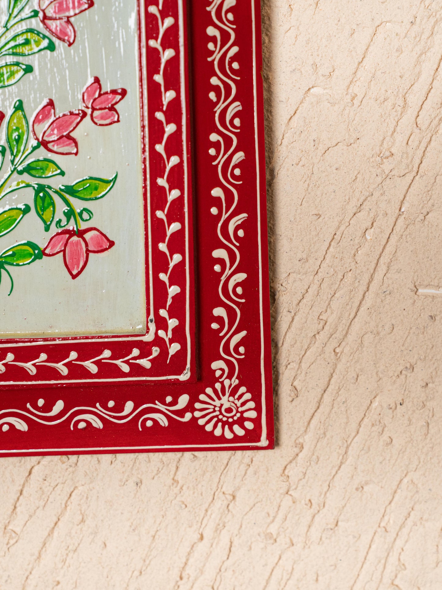 Wooden Handpainted Wall Decor - 12x8 inch - Red - WL5194