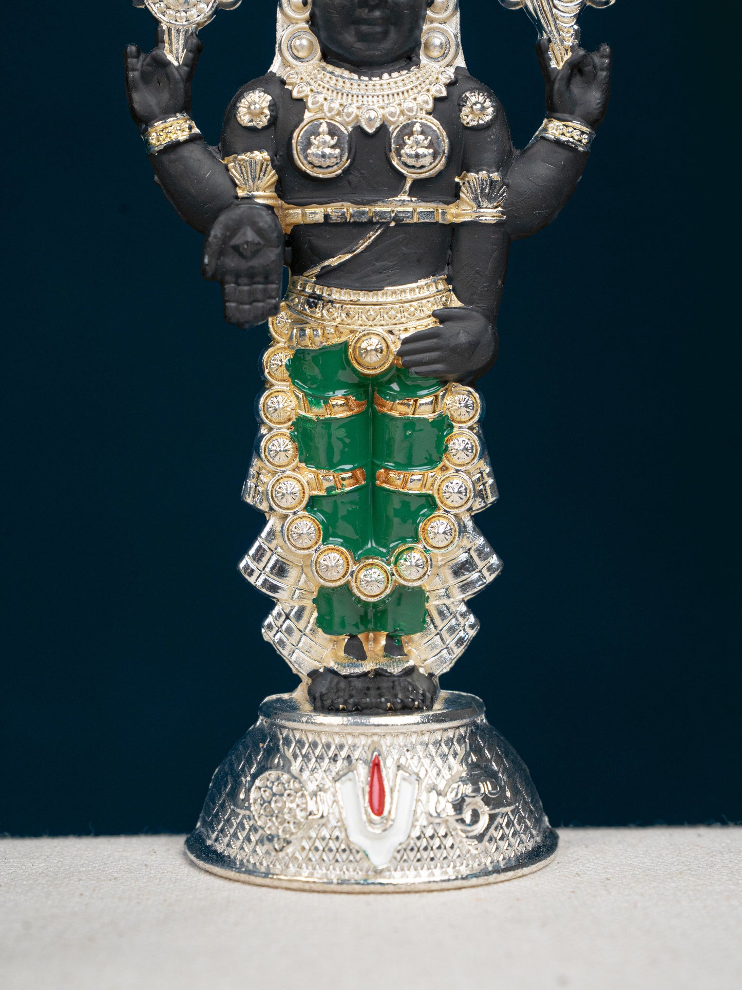 Zinc Alloy Tirupathi Balaji Idol - Silver - 6 inch - WL5180-2
