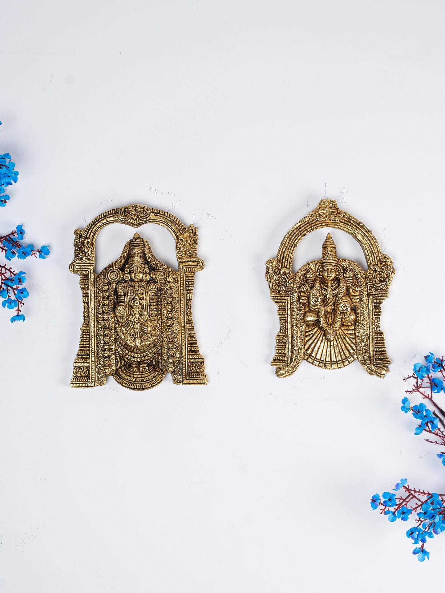 Brass Tirupati Balaji with Padmavathi Thayar Wall Hanging - 7 inch - WL5283