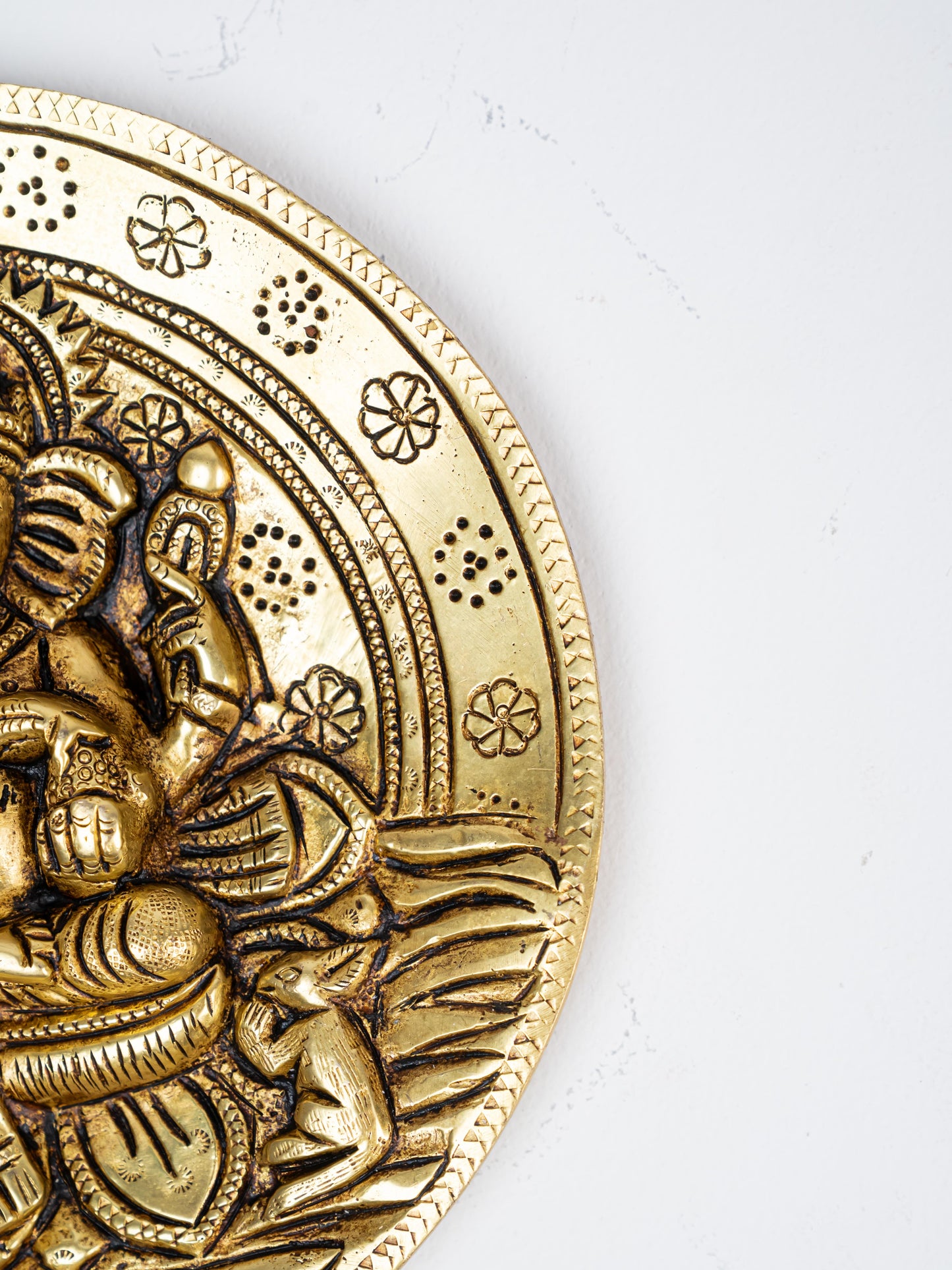 Brass Lotus Ganesha Round Plate Wall Hanging - 7 inch - WL5284