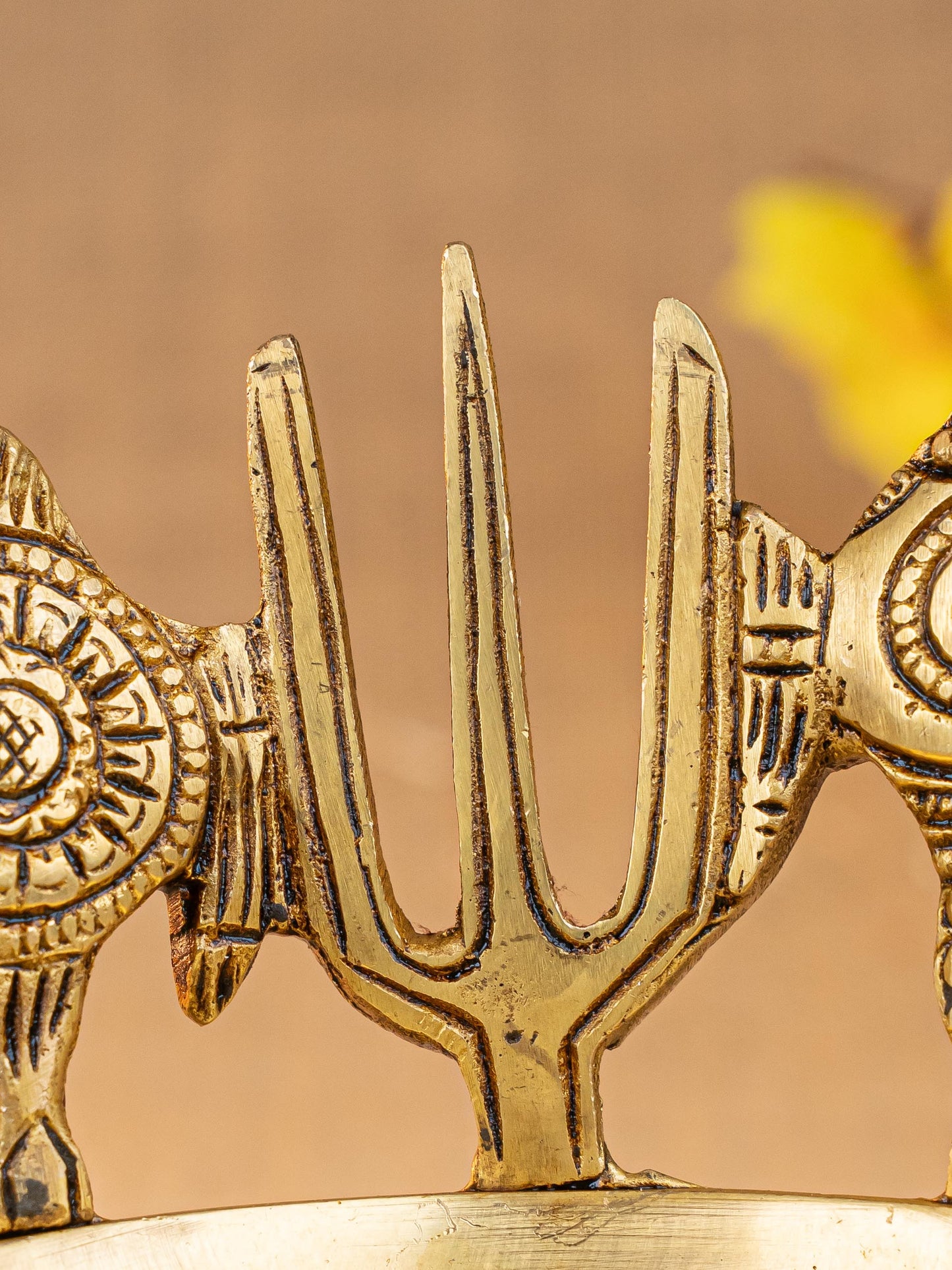 Brass Shanku Chakra Namah with Diya - 5 inch - WL5287