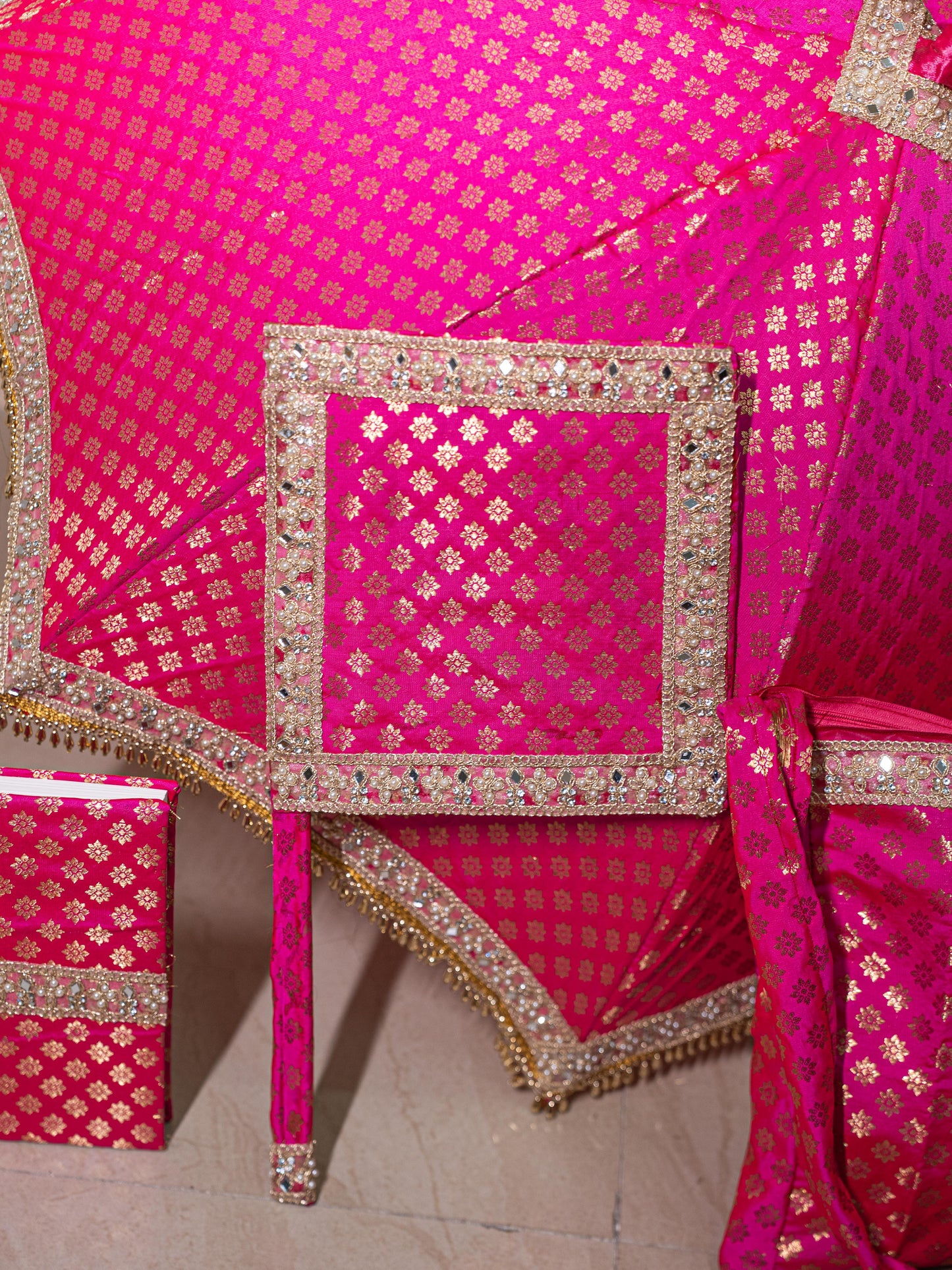 Kasi Yatra Set - Pink - WL5331