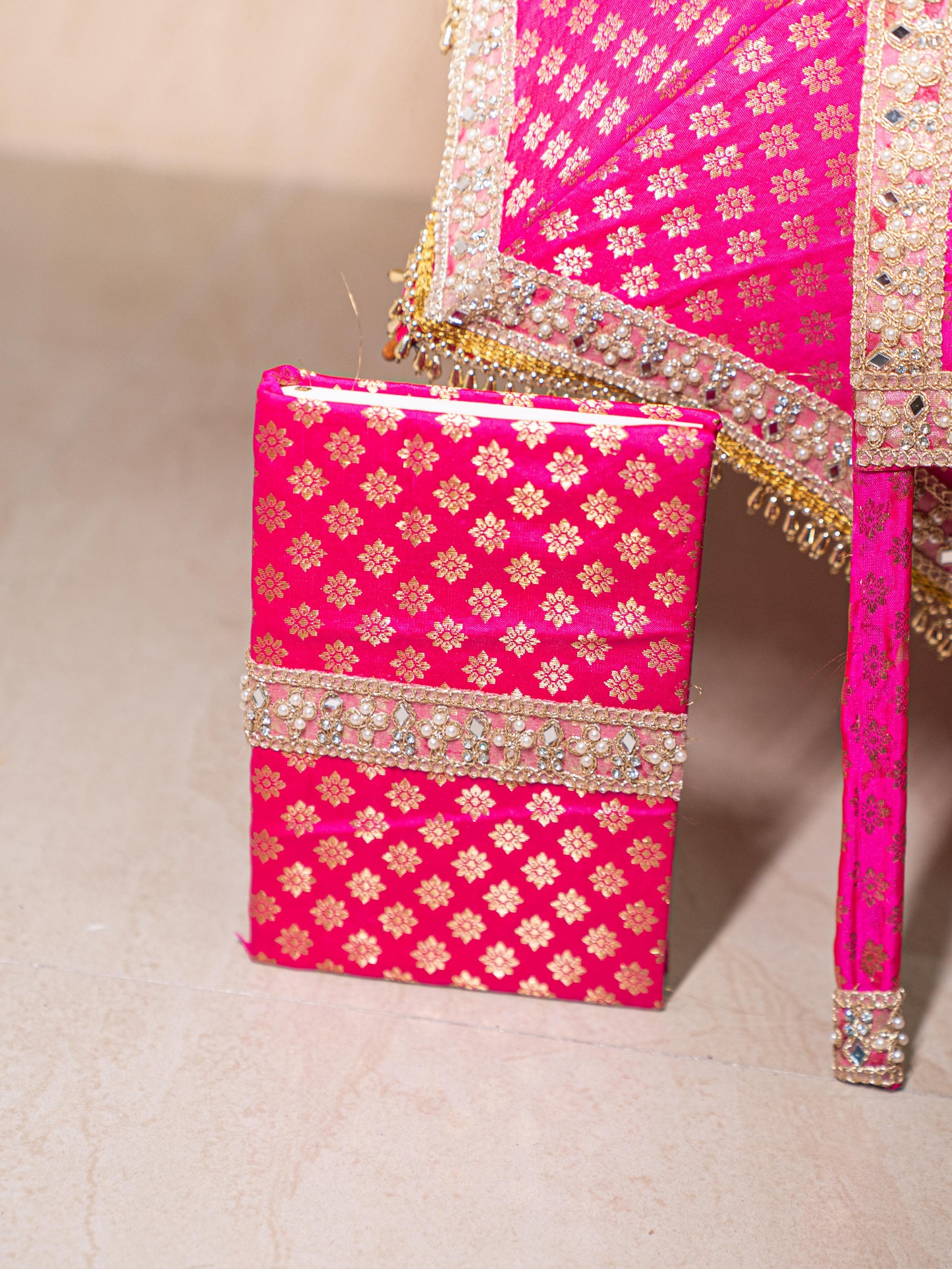 Kasi Yatra Set - Pink - WL5331