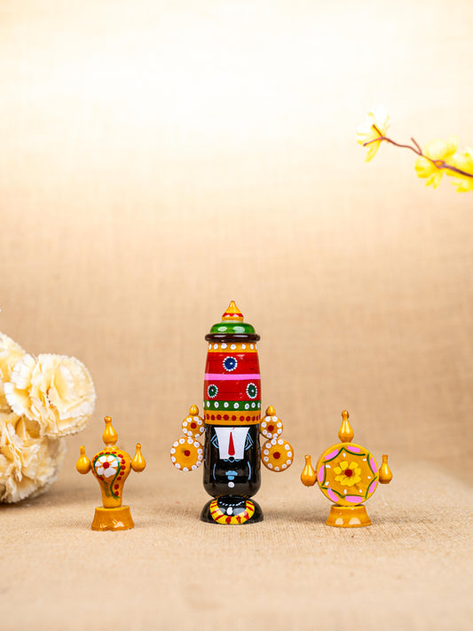 Kondapalli - Balaji with Shankh Chakra - WL5352