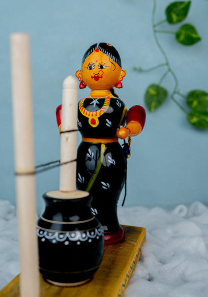 Kondapalli - Butter Lady - 8 inch - WL5367