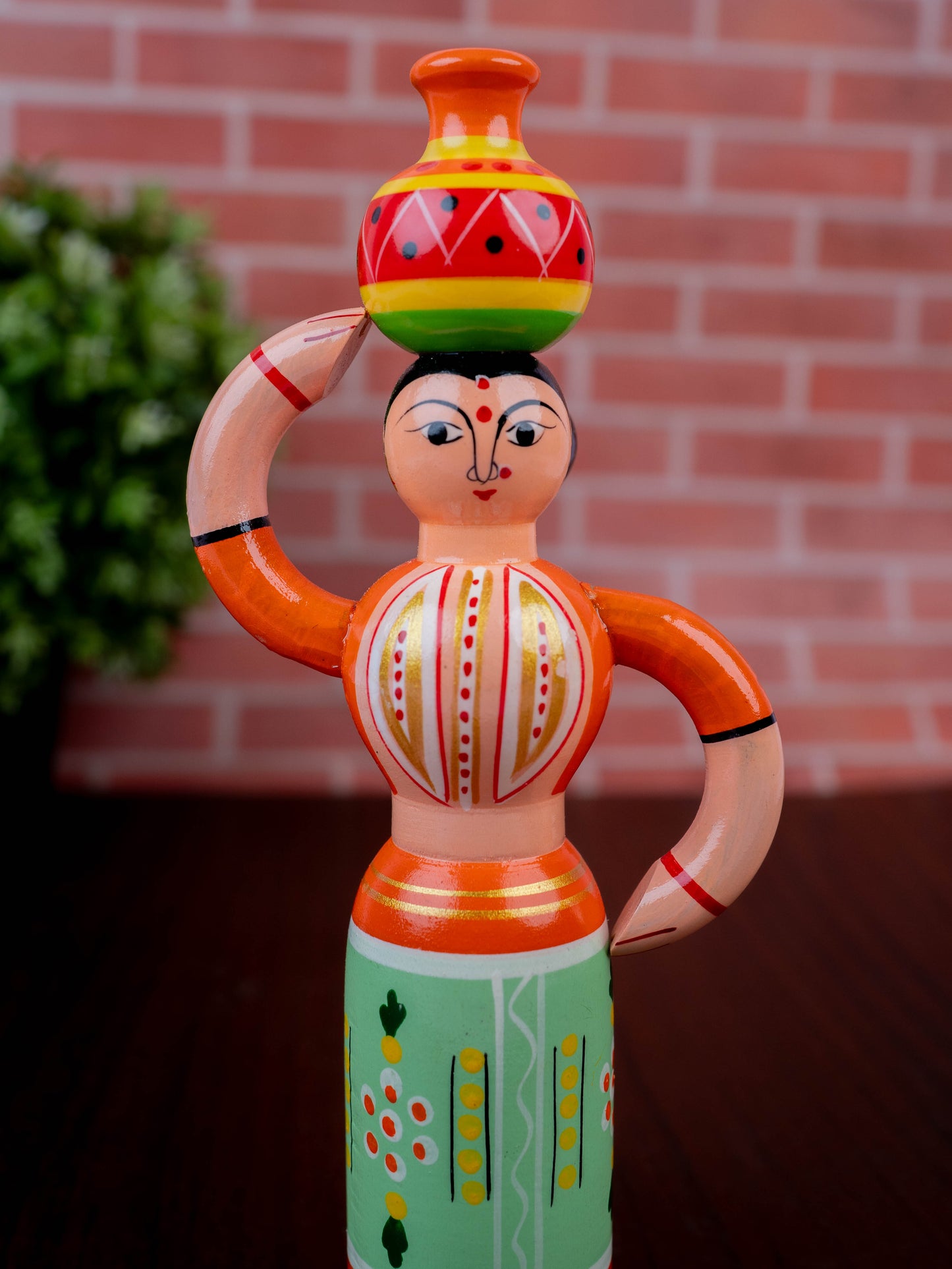 Kondapalli - Lady with Pot - 8 inch - WL5394-2