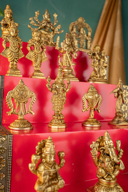 Swarna Golu - Gold Oxidized 5 Step Golu Padi & Brass Idols - WL5404-2
