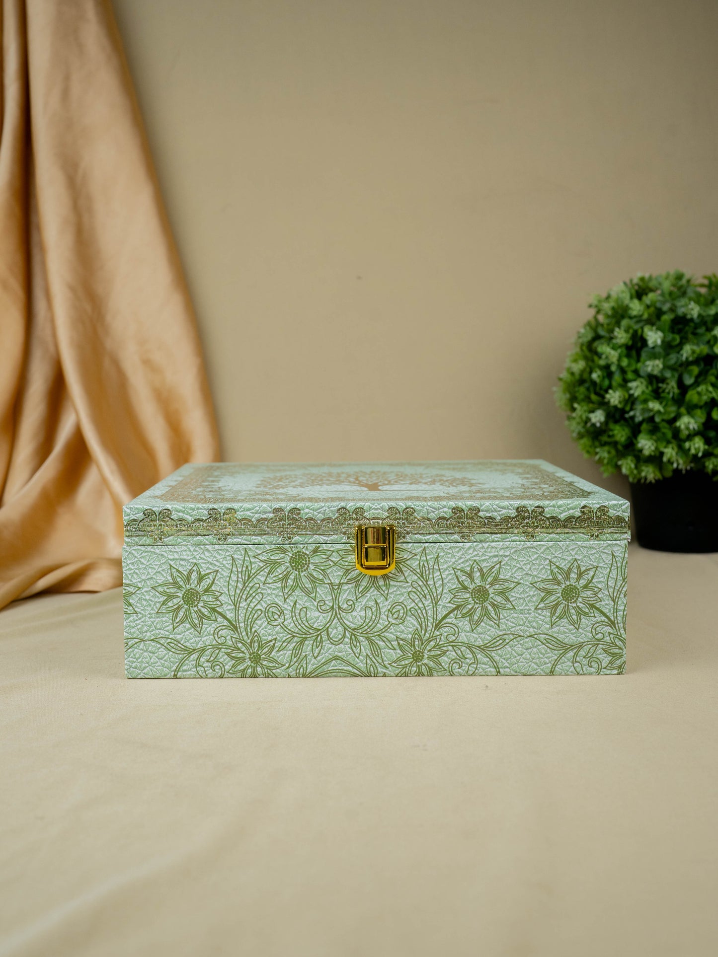 Decorative 4 Jar Dry Fruit Box - WL5447