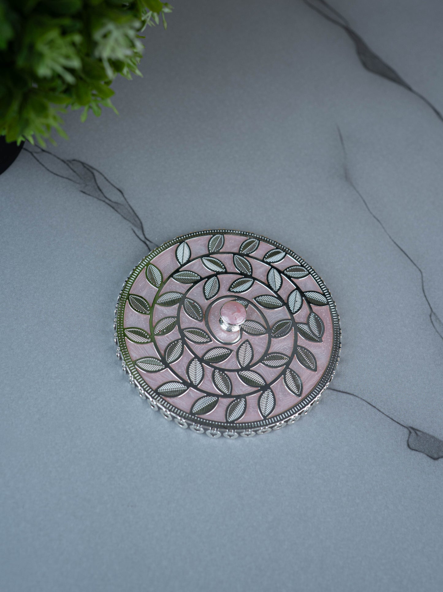 White Metal Designer Mug Lid - Pink - WL5495-1