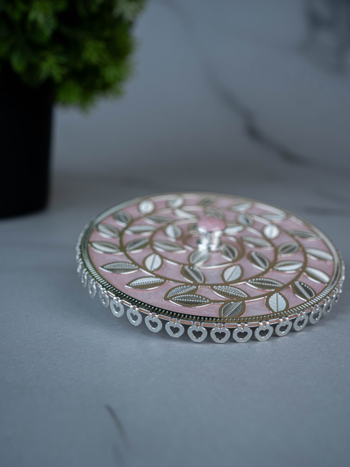 White Metal Designer Mug Lid - Pink - WL5495-1