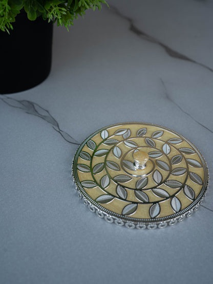 White Metal Designer Mug Lid - Beige - WL5495-2