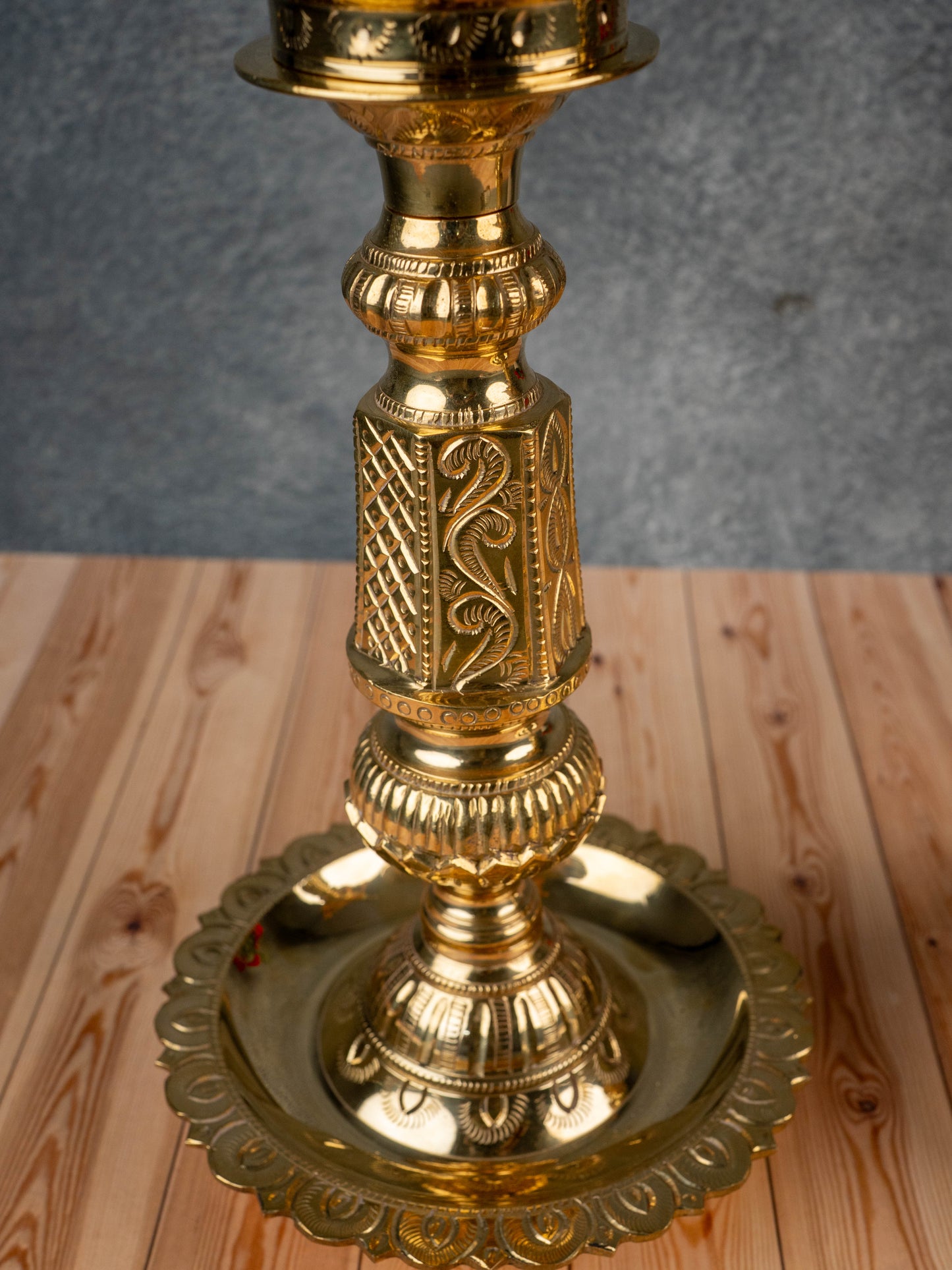Brass Shankh Chakra Kuthu Vilakku - 16 inch - WL5505