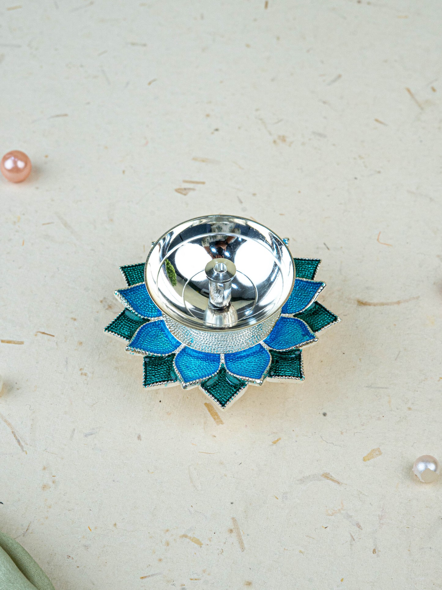 White Metal Floral Diya - Blue - WL5534-1