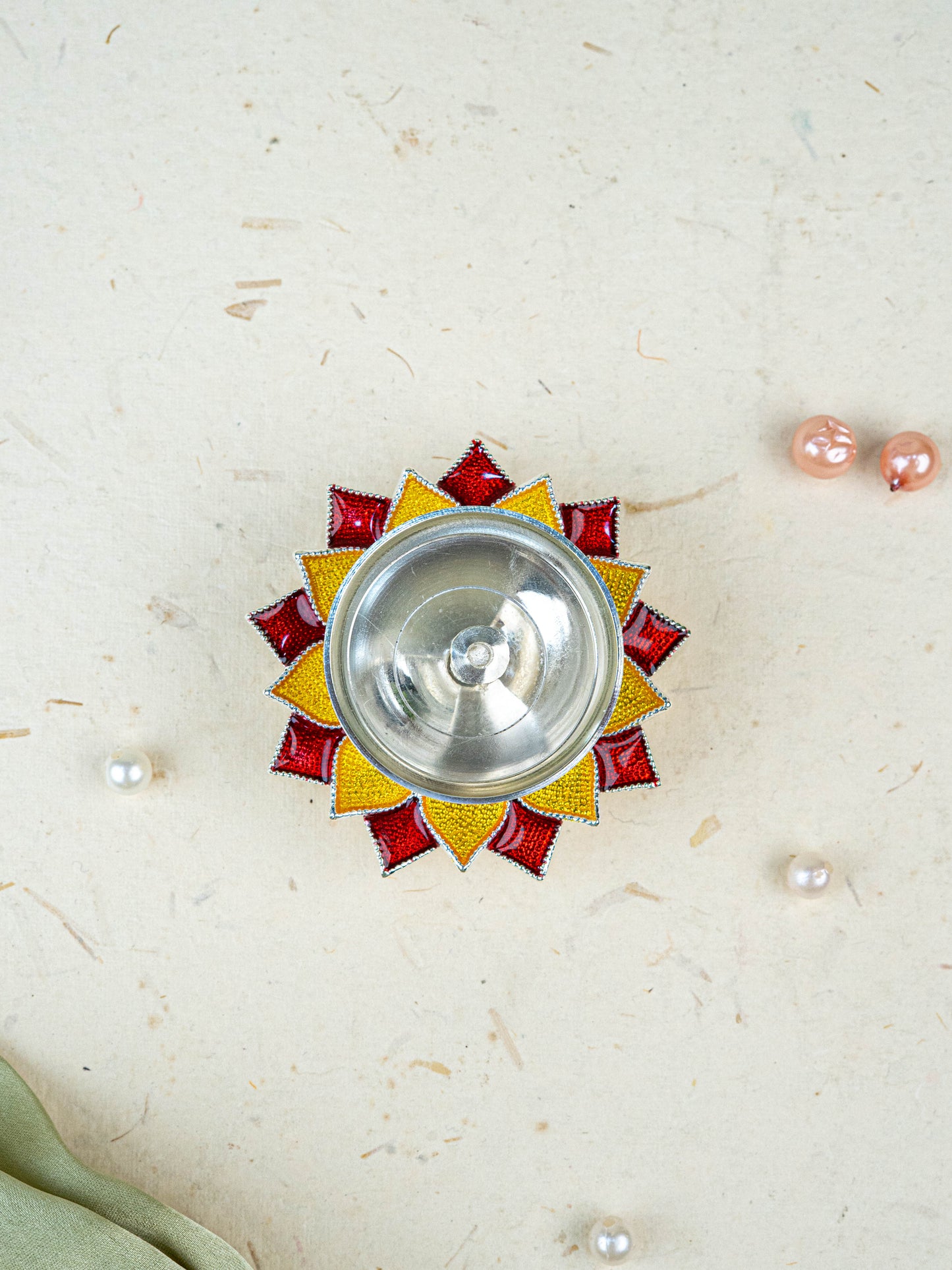 White Metal Floral Diya - Red - WL5534-2