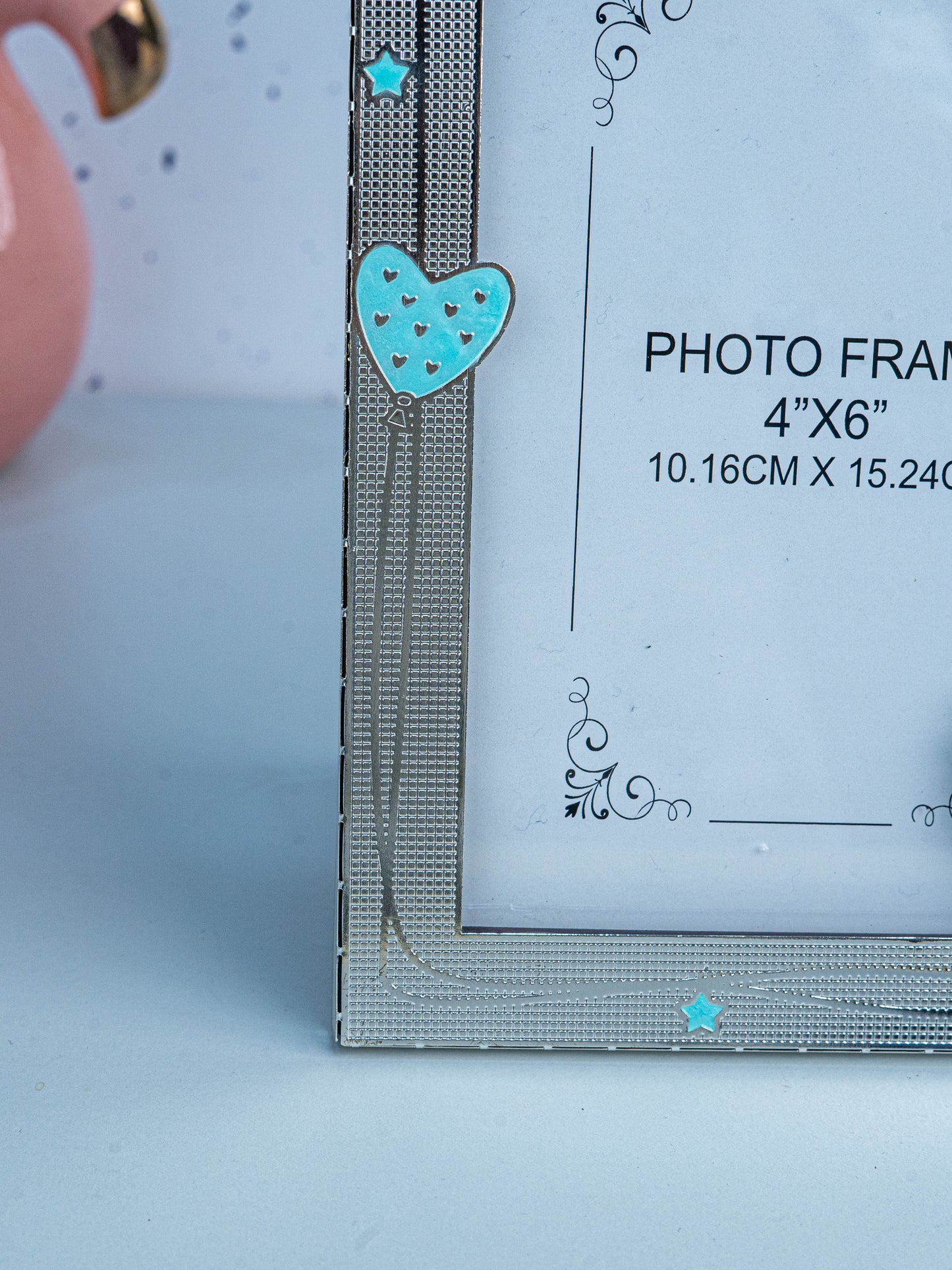 White Metal - Designer Photo Frame - WL5538