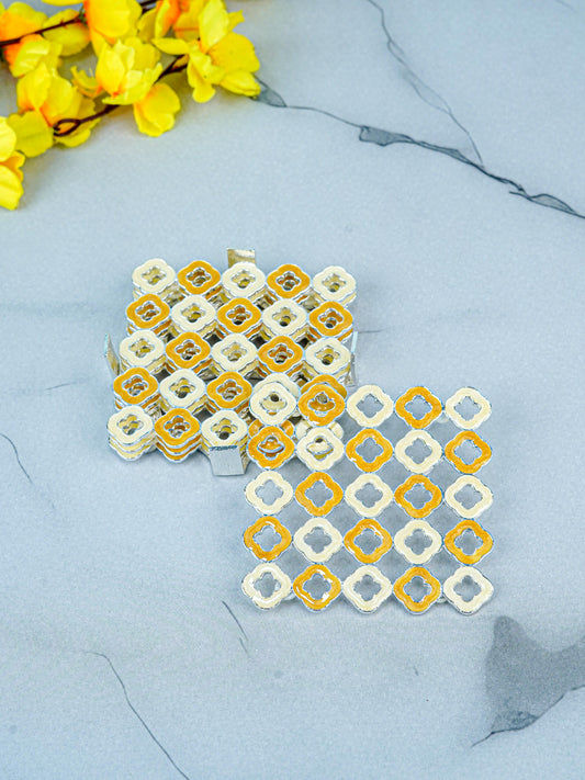 White Metal Decorative Floral Coaster Set - Beige - WL5556-2