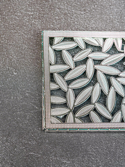 White Metal Leaf Design Coaster - Silver - WL5579-1