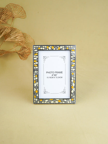 White Metal Designer Photo Frame - Beige - WL5588-2