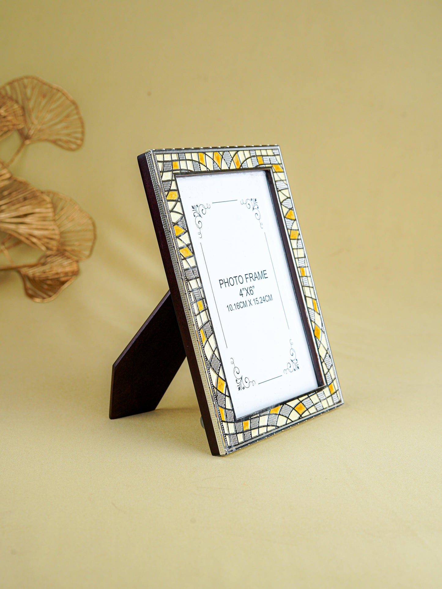 White Metal Designer Photo Frame - Beige - WL5588-2