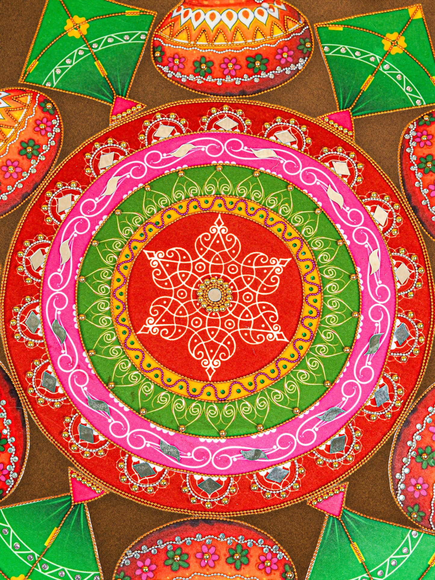 Rangoli with Set of Lotus Petals - WL5600