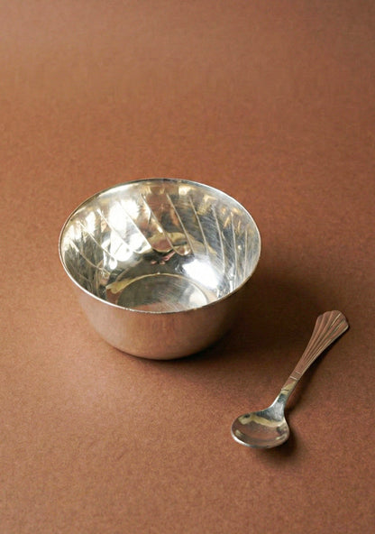 Twister Bowl with Spoon - 2 inch - WL5700