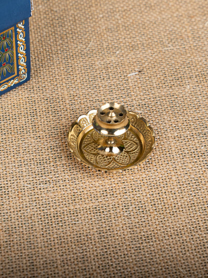 Gift Hamper - Oval Plate with Kerala Diya and Agarbathi Stand - WMH0001