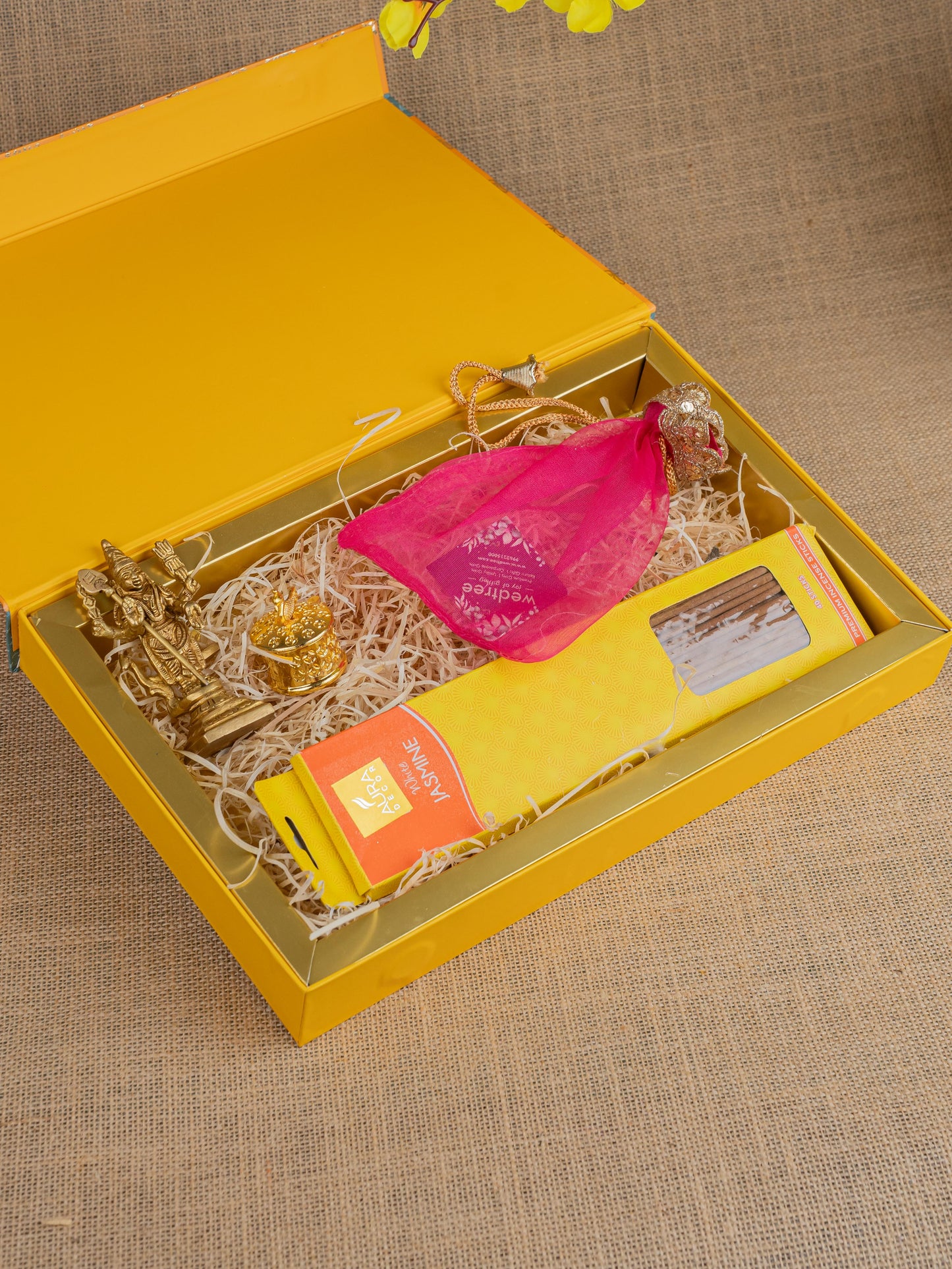 Gift Hamper - String Bag with Murugan, Incense Stick and Kumkum Holder - WMH0003