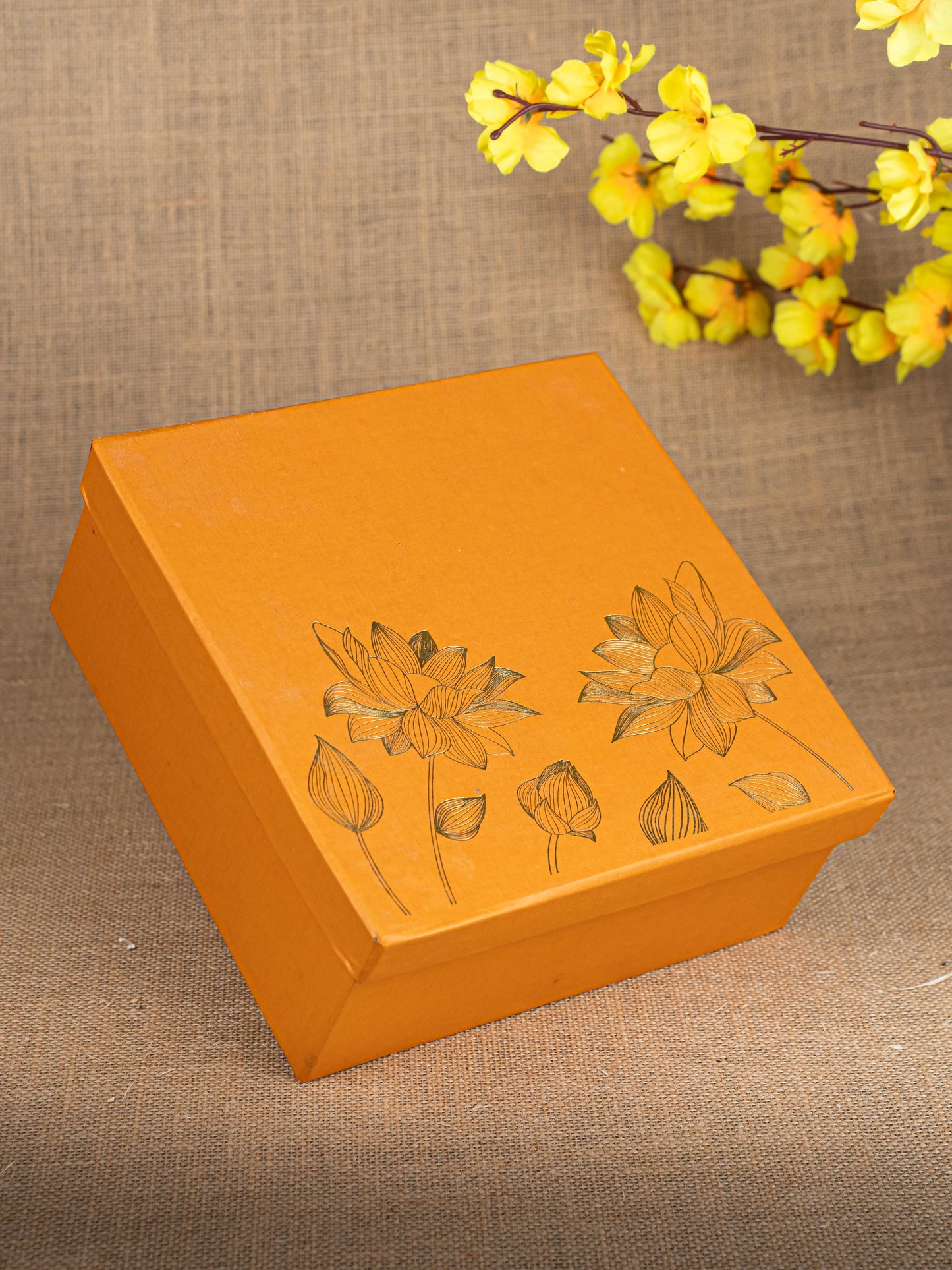Gift Hamper - Metal Tray with Candle Holder and Crystal Diya - WMH0012