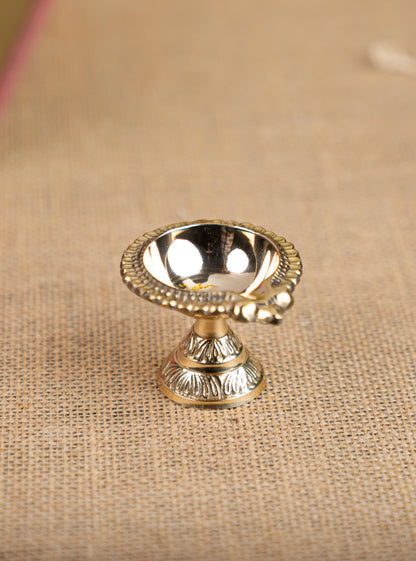Gift Hamper - Paduka Box with Brass Diya and Incense Cones - WMH0015