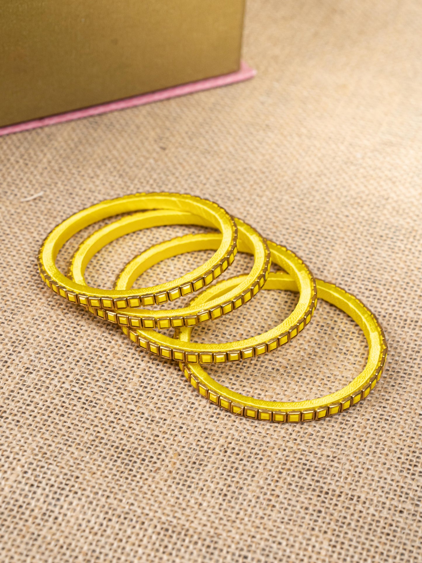 Gift Hamper - Jewel Box and Bangle Holder with Oxidized Earring and Kundan Bangles - WMH0020