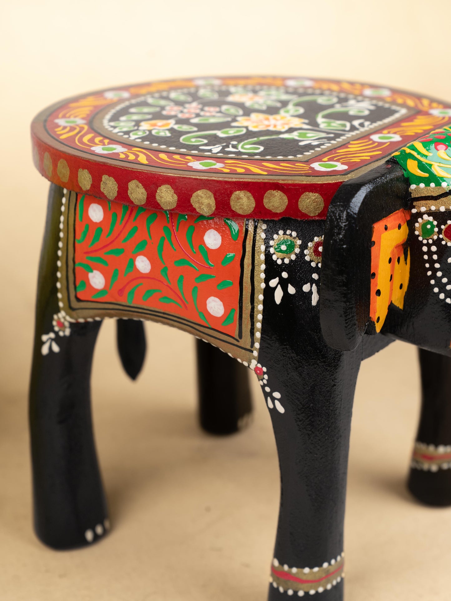 Hand Painted Elephant Stool - Black - 7 inch - WL5220