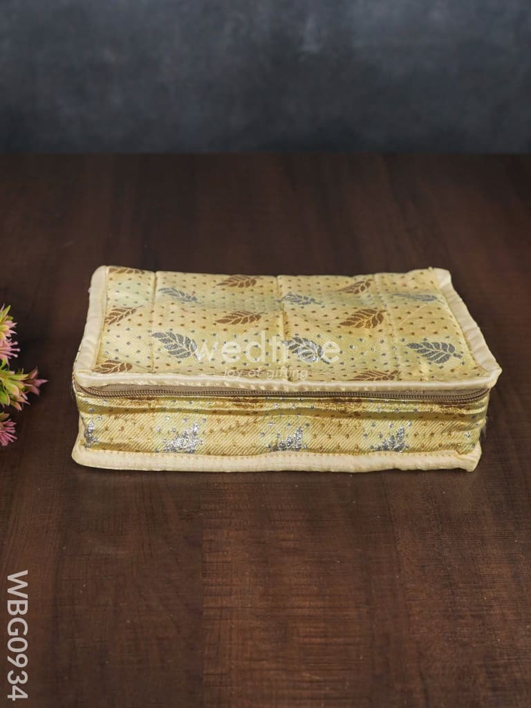 Assorted Jewel Organizer in Printed Fabric - Medium - WBG0934