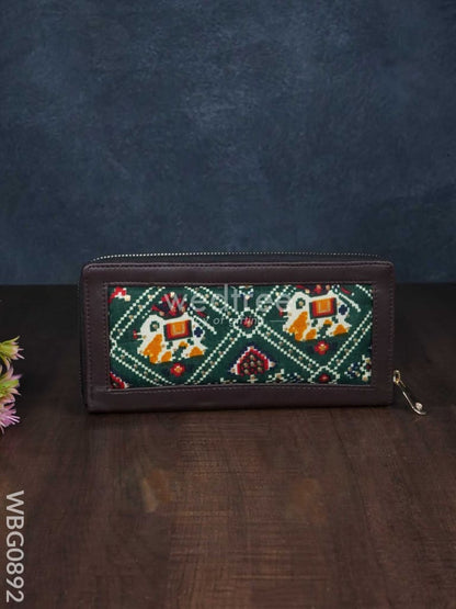 Assorted Printed Fabric Clutch - WBG0892