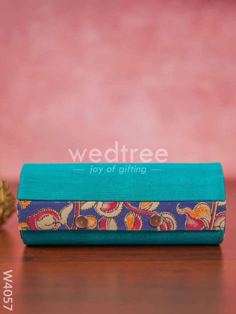 Bangle holder 3 partition with Mixed Kalamkari design - W4057
