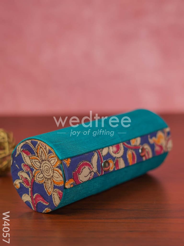 Bangle holder 3 partition with Mixed Kalamkari design - W4057
