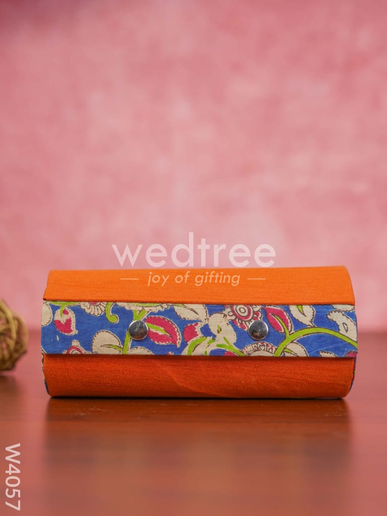 Bangle holder 3 partition with Mixed Kalamkari design - W4057