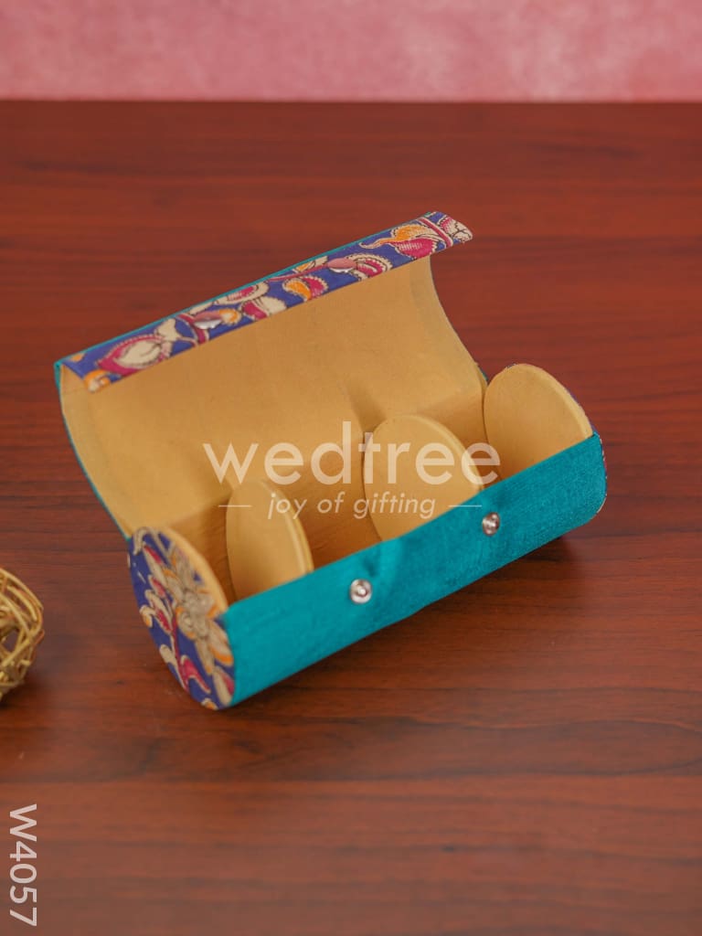Bangle holder 3 partition with Mixed Kalamkari design - W4057