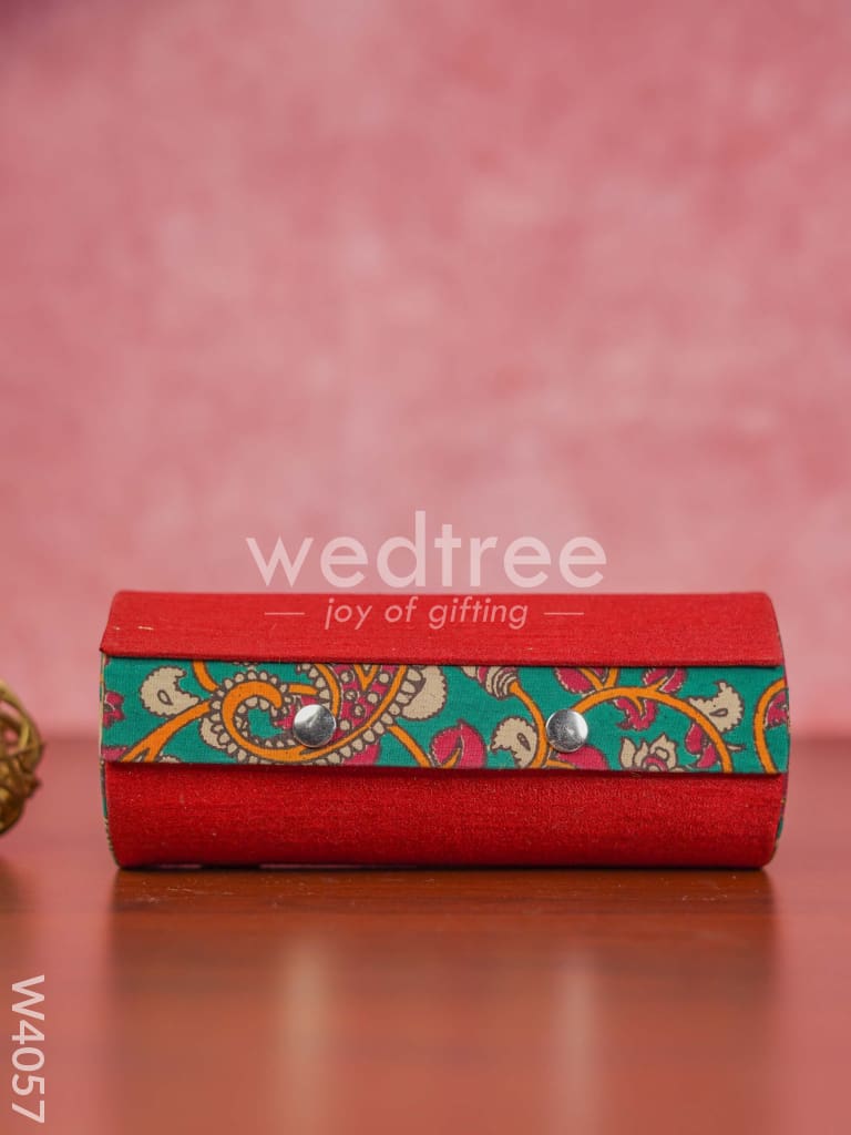 Bangle holder 3 partition with Mixed Kalamkari design - W4057