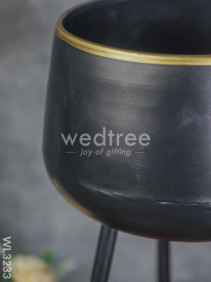 Black Planter with Stand - WL3233