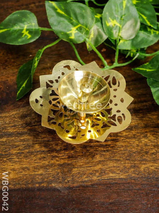 Brass Flower Shaped Diya - WBG0042
