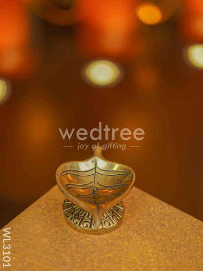 Brass Leaf Shaped Diya - WL3101