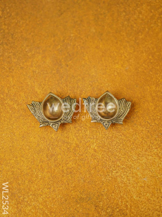 Brass Lotus Diya - Small (Set of 2) - WL2534