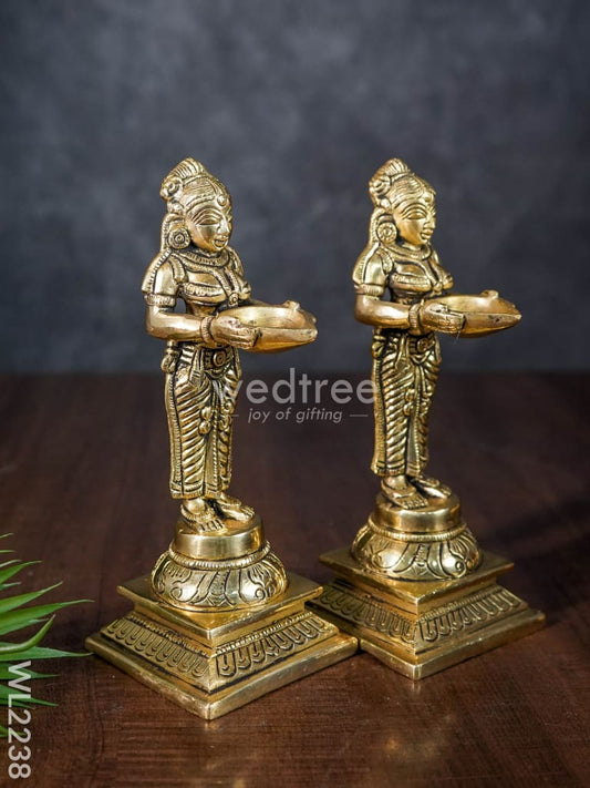 Brass Paavai Vilaku - WL2238