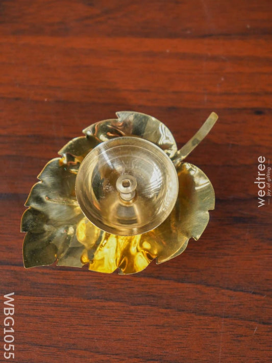 Brass Pipal Leaf Shape Diya - Wbg1055 Diyas