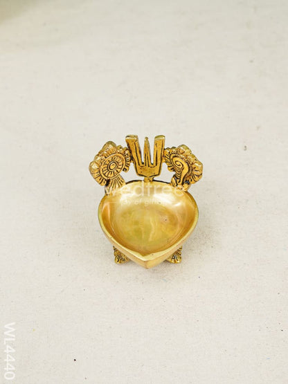 Brass Shank Chakra Nama Diya - WL4440