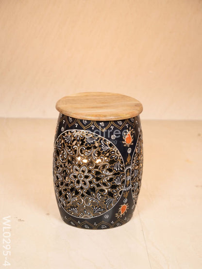 Coffee centre table with 4 side stools (Hand painted with Jhaali cutting) - block wl0295-2