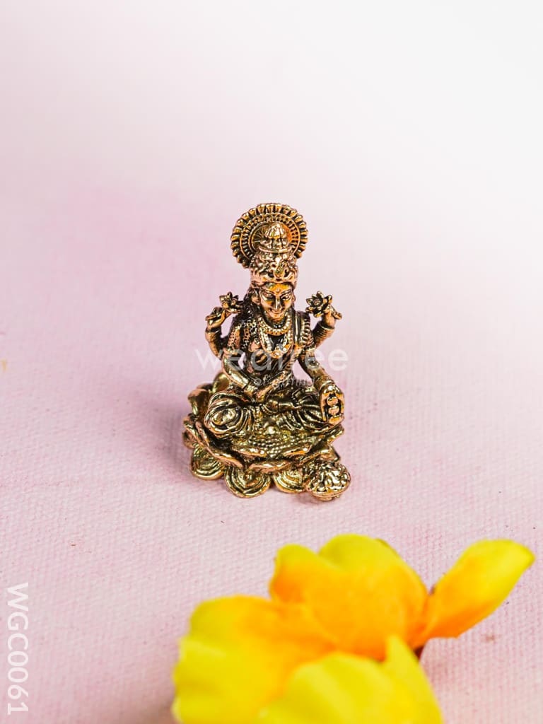 Combo with Lakshmi Bag, Aarti Diya, Lakshmi Idol & Manjal Kumkum - WGC0061