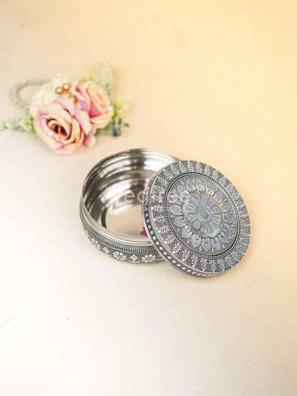 Combo with Oxidised Poori Box and String Bag - WGC0053